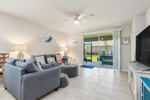 House in Punta Gorda, Florida 2 bedrooms, 140.84 sq.m. № 1877201 - photo 8
