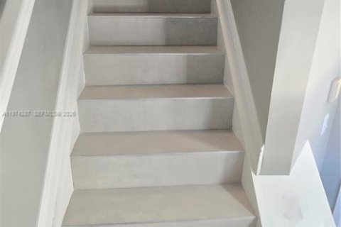 Condominio en alquiler en Aventura, Florida, 2 dormitorios, 122.26 m2 № 2038406 - foto 16