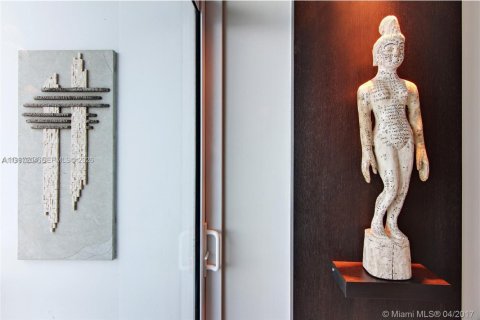 Купить кондоминиум в Майами-Бич, Флорида 2 спальни, 102.47м2, № 2055575 - фото 11