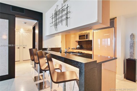 Купить кондоминиум в Майами-Бич, Флорида 2 спальни, 102.47м2, № 2055575 - фото 10