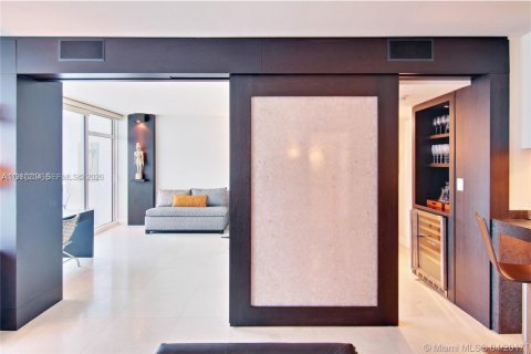 Купить кондоминиум в Майами-Бич, Флорида 2 спальни, 102.47м2, № 2055575 - фото 6