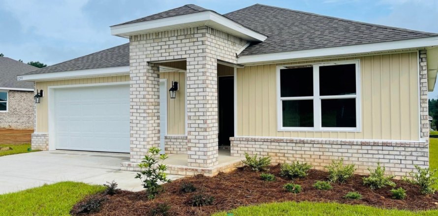 House in Crestview, Florida 4 bedrooms, 170.01 sq.m. № 560759
