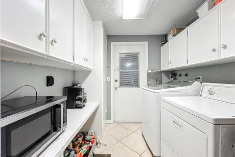 Touwnhouse à vendre à Longwood, Floride: 3 chambres, 177.81 m2 № 2121349 - photo 16
