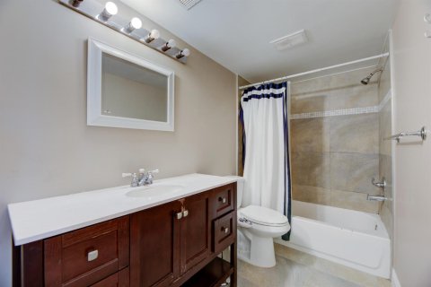 Condo in Davie, Florida, 1 bedroom  № 2191545 - photo 21
