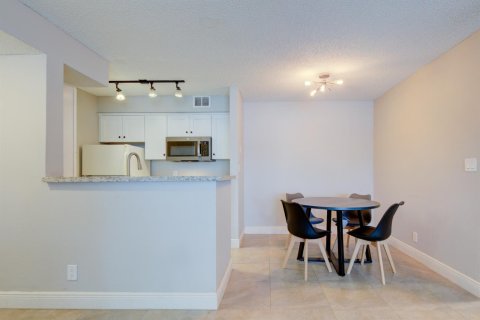 Condo in Davie, Florida, 1 bedroom  № 2191545 - photo 10