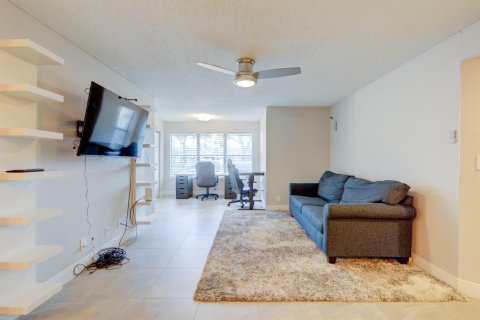 Condo in Davie, Florida, 1 bedroom  № 2191545 - photo 3