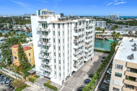 Copropriété à louer à Miami Beach, Floride: 1 chambre, 83.61 m2 № 1975953 - photo 9