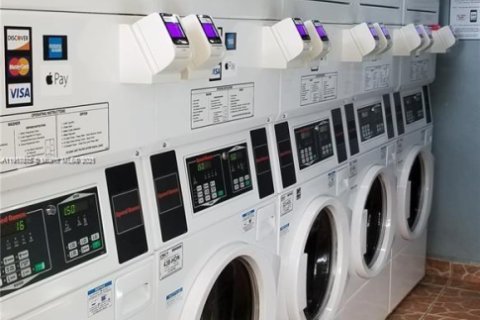 Copropriété à louer à Miami Beach, Floride: 1 chambre, 83.61 m2 № 1975953 - photo 5