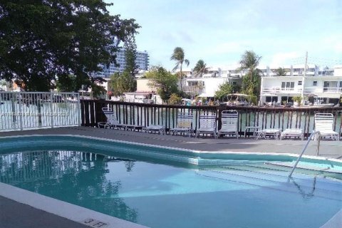 Copropriété à louer à Miami Beach, Floride: 1 chambre, 83.61 m2 № 1975953 - photo 6