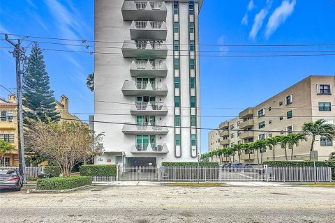 Copropriété à louer à Miami Beach, Floride: 1 chambre, 83.61 m2 № 1975953 - photo 1