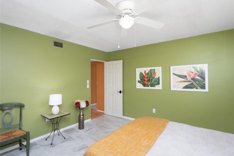 Villa ou maison à vendre à Sarasota, Floride: 2 chambres, 98.01 m2 № 2236136 - photo 17