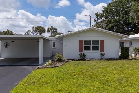 Villa ou maison à vendre à Sarasota, Floride: 2 chambres, 98.01 m2 № 2236136 - photo 2