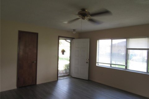 Appartement à louer à Eustis, Floride: 2 chambres, 92.9 m2 № 2229186 - photo 9