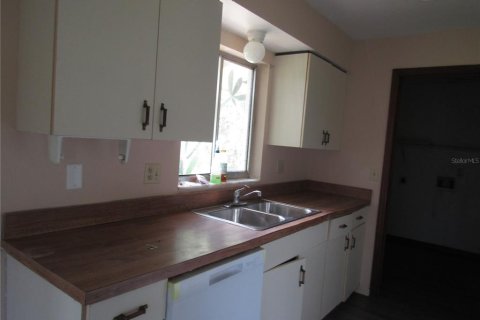 Appartement à louer à Eustis, Floride: 2 chambres, 92.9 m2 № 2229186 - photo 4