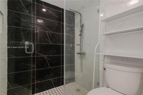 Condo in Aventura, Florida, 1 bedroom  № 2059706 - photo 18