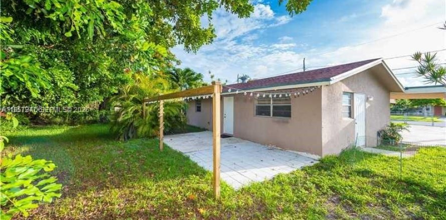 Casa en Dania Beach, Florida 1 dormitorio, 70.23 m2 № 2011258