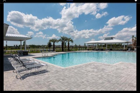 Villa ou maison à louer à Land O' Lakes, Floride: 3 chambres, 142.33 m2 № 2383540 - photo 11