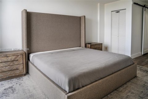 Condominio en venta en Hollywood, Florida, 1 dormitorio, 77.29 m2 № 2186271 - foto 7