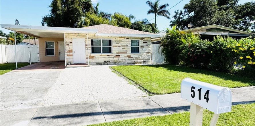 House in Bradenton, Florida 2 bedrooms, 81.94 sq.m. № 1870855