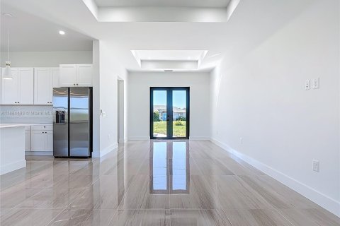 Villa ou maison à vendre à Lehigh Acres, Floride: 3 chambres, 149.94 m2 № 1931425 - photo 11