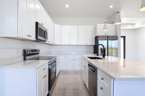 Villa ou maison à vendre à Lehigh Acres, Floride: 3 chambres, 149.94 m2 № 1931425 - photo 18