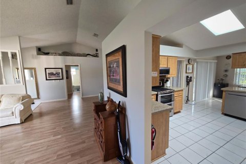 House in Leesburg, Florida 3 bedrooms, 176.05 sq.m. № 2218131 - photo 23