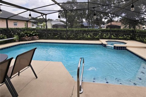 House in Leesburg, Florida 3 bedrooms, 176.05 sq.m. № 2218131 - photo 6