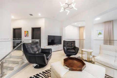 Купить виллу или дом в Хомстед, Флорида 5 спален, 334.82м2, № 2005866 - фото 19