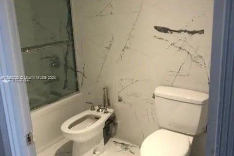 Condominio en venta en Sunny Isles Beach, Florida, 3 dormitorios, 151.24 m2 № 1976187 - foto 9