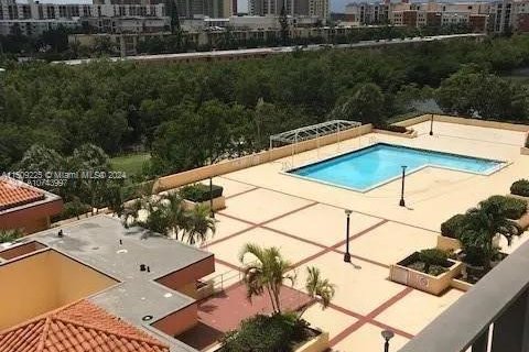 Condominio en venta en Sunny Isles Beach, Florida, 3 dormitorios, 151.24 m2 № 1976187 - foto 28