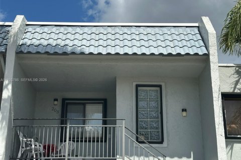 Condo in Weston, Florida, 2 bedrooms  № 2048475 - photo 4