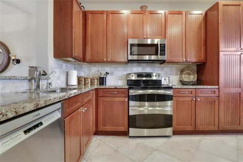 House in Wimauma, Florida 3 bedrooms, 141.12 sq.m. № 2378142 - photo 10