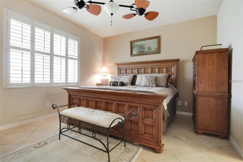 House in Wimauma, Florida 3 bedrooms, 141.12 sq.m. № 2378142 - photo 15