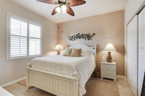 House in Wimauma, Florida 3 bedrooms, 141.12 sq.m. № 2378142 - photo 13