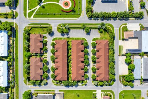 Touwnhouse à louer à Deerfield Beach, Floride: 3 chambres, 146.04 m2 № 2417244 - photo 3
