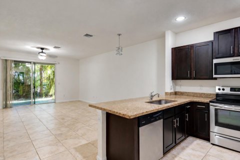 Touwnhouse à louer à Deerfield Beach, Floride: 3 chambres, 146.04 m2 № 2417244 - photo 10