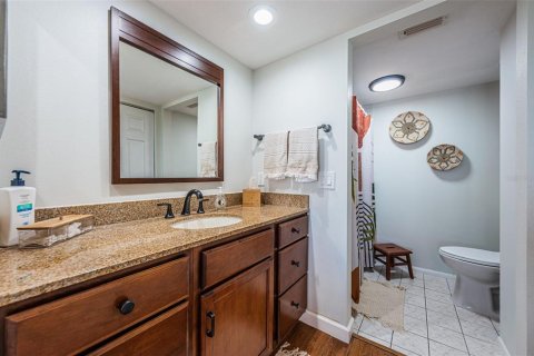 Condo in South Pasadena, Florida, 2 bedrooms  № 1793986 - photo 27