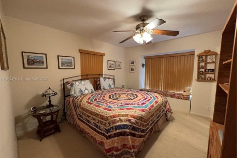 Купить виллу или дом в Дания-Бич, Флорида 5 спален, 292.46м2, № 1959958 - фото 16