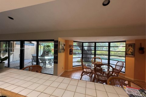 Купить виллу или дом в Дания-Бич, Флорида 5 спален, 292.46м2, № 1959958 - фото 14