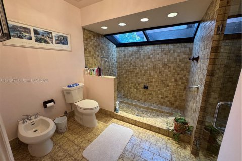 Купить виллу или дом в Дания-Бич, Флорида 5 спален, 292.46м2, № 1959958 - фото 25