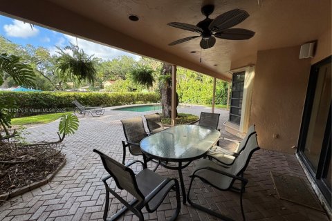 Купить виллу или дом в Дания-Бич, Флорида 5 спален, 292.46м2, № 1959958 - фото 4