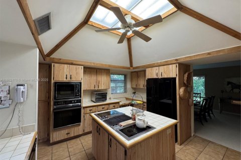 Купить виллу или дом в Дания-Бич, Флорида 5 спален, 292.46м2, № 1959958 - фото 12