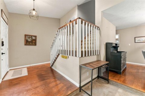 House in Tampa, Florida 4 bedrooms, 172.15 sq.m. № 2398714 - photo 7