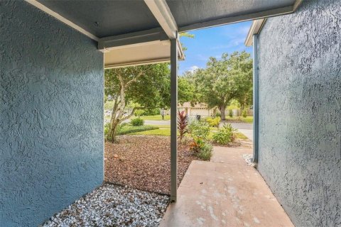 House in Tampa, Florida 4 bedrooms, 172.15 sq.m. № 2398714 - photo 5
