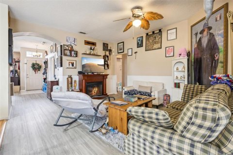 Casa en venta en Davenport, Florida, 4 dormitorios, 169.83 m2 № 2381249 - foto 3