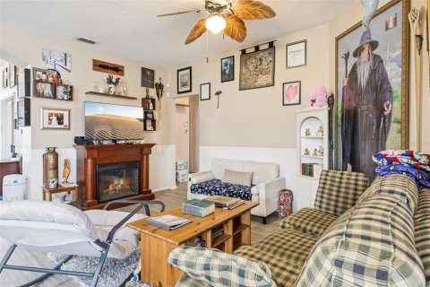 Casa en venta en Davenport, Florida, 4 dormitorios, 169.83 m2 № 2381249 - foto 5