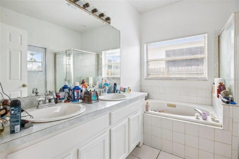 Casa en venta en Davenport, Florida, 4 dormitorios, 169.83 m2 № 2381249 - foto 13