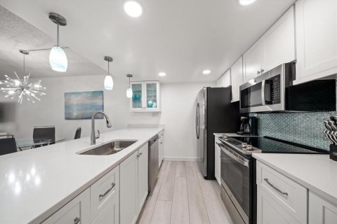 Condominio en venta en Clearwater, Florida, 2 dormitorios, 110.18 m2 № 1849839 - foto 9