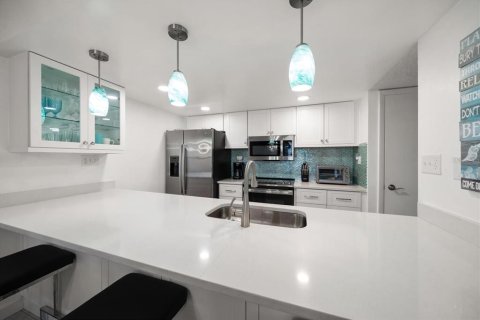 Condominio en venta en Clearwater, Florida, 2 dormitorios, 110.18 m2 № 1849839 - foto 18
