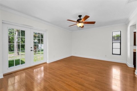 House in Palm Harbor, Florida 3 bedrooms, 135.54 sq.m. № 1773717 - photo 21